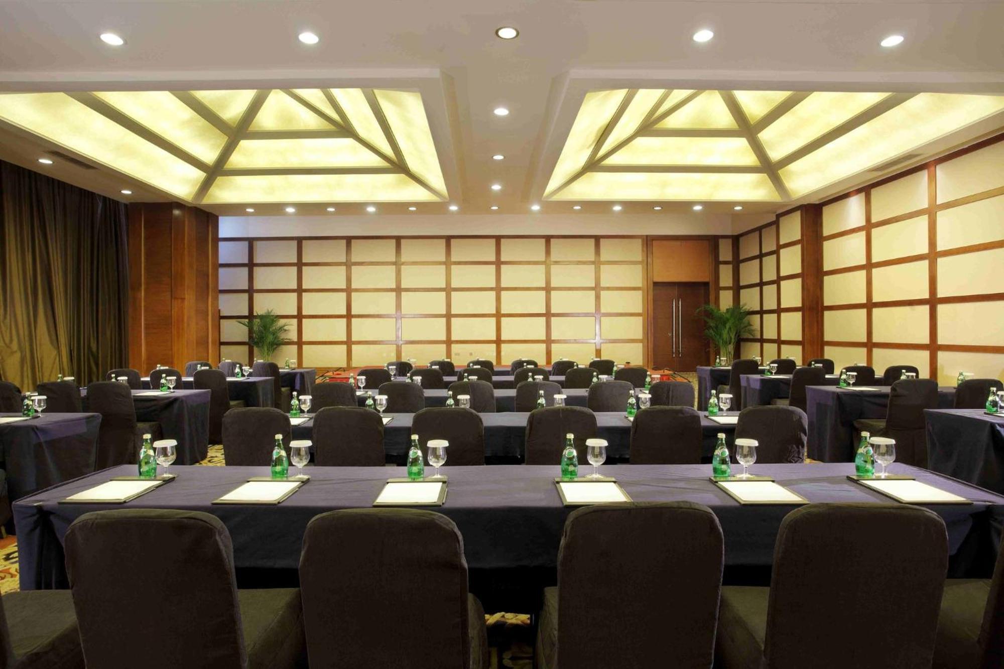 Holiday Inn Chengdu Century City-Easttower Kültér fotó