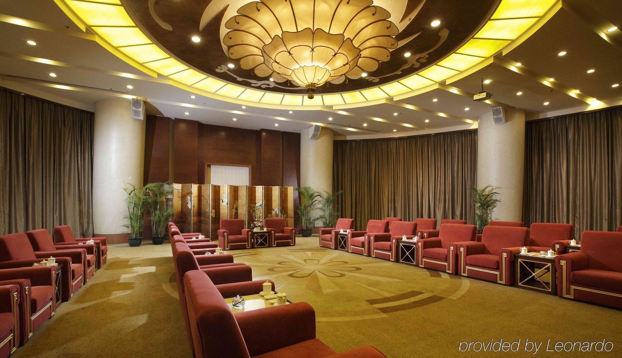 Holiday Inn Chengdu Century City-Easttower Beltér fotó