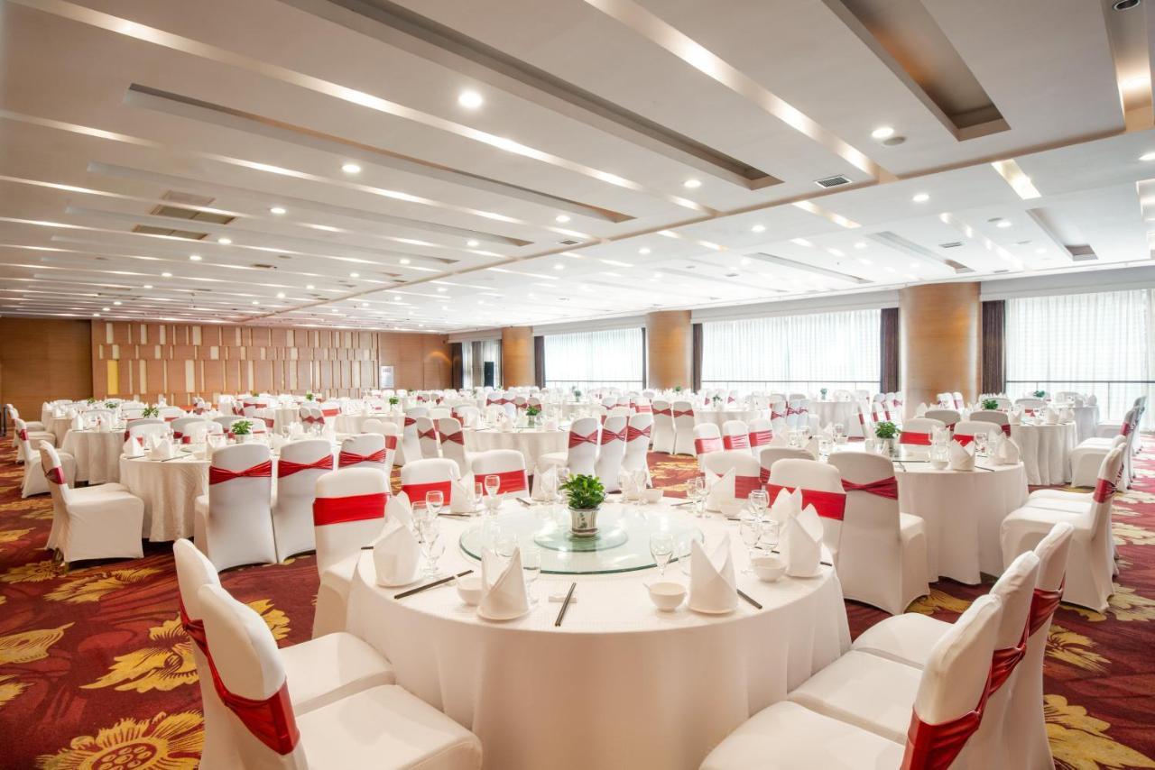 Holiday Inn Chengdu Century City-Easttower Kültér fotó